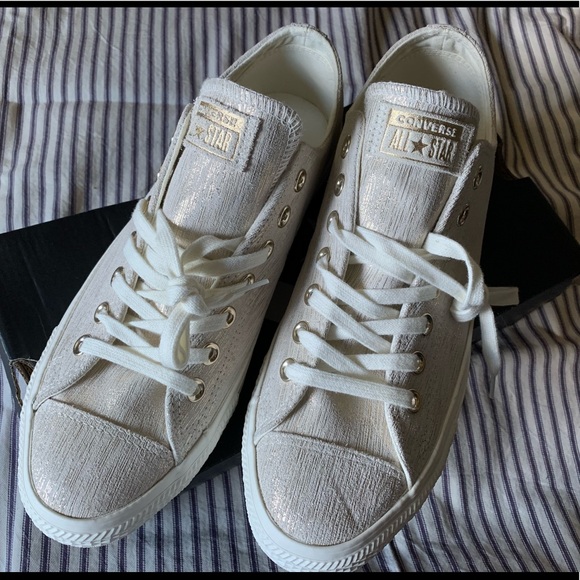 Converse CTAS Chucks - Egret/gold M9/W11 - Picture 3 of 3